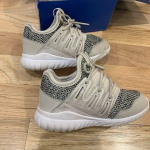 Toddler Boys Adidas Tubular Radial 1